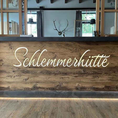 Schlemmerhuette - Hotel Langweid エクステリア 写真