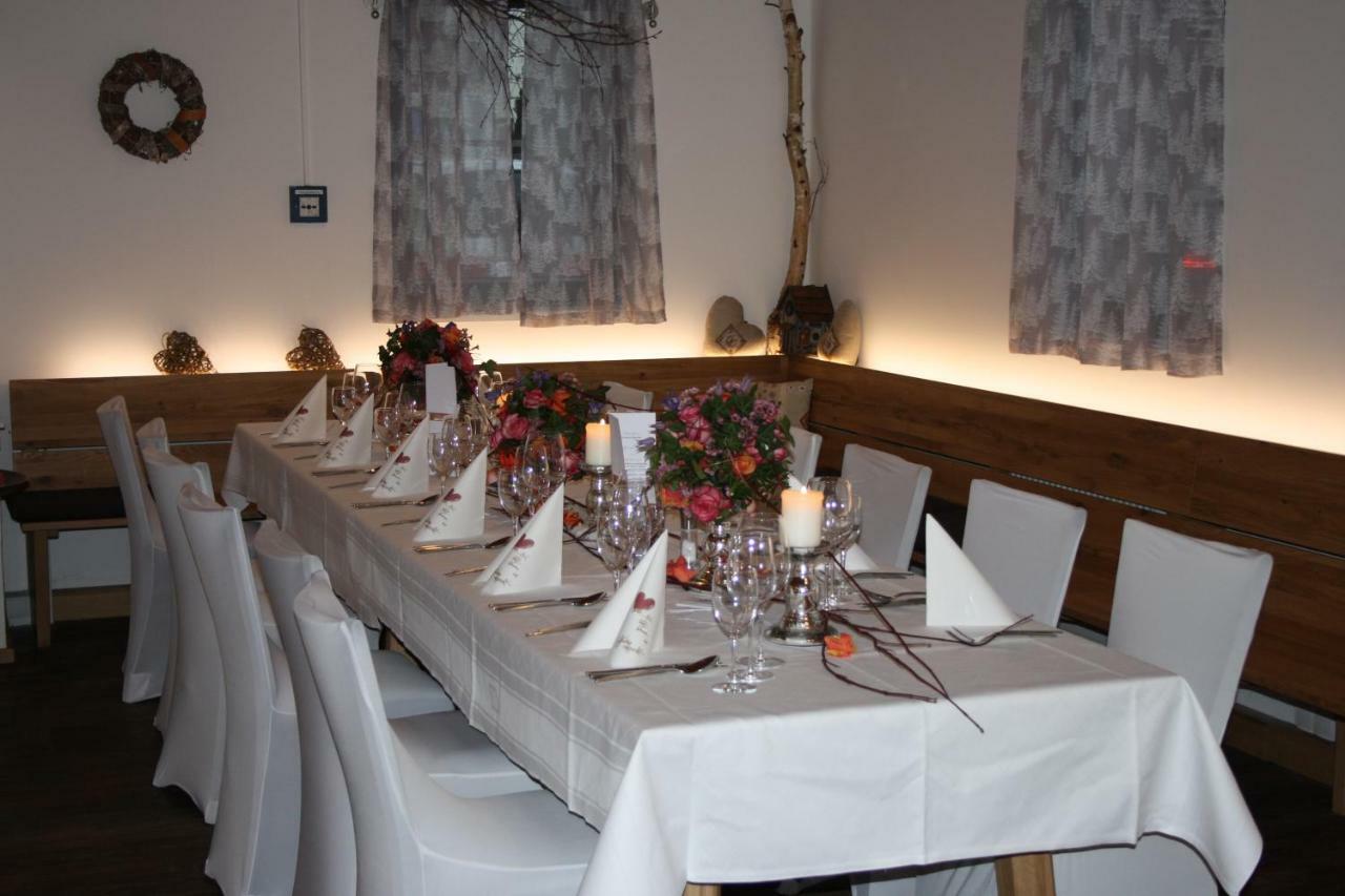 Hotel Kitz Ehemals Schlemmerhuette Langweid エクステリア 写真
